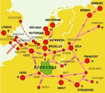 Map with different means of access in Amsterdam, with highways, airports.